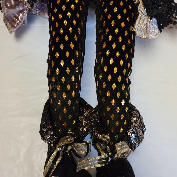 28" Halloween Elf Doll Mantel Shelf Decor Black & Gold Sequin Hat Nicole Miller - Picture 8 of 10